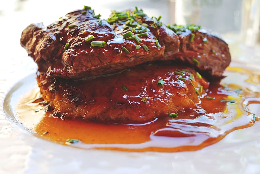 cooked meat on white ceramic plate, steak, beef, meal, food HD wallpaper