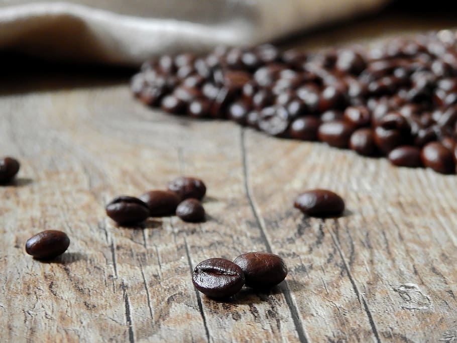 coffee beans lot on brown wooden table, caffeine, roasted, roasting HD wallpaper