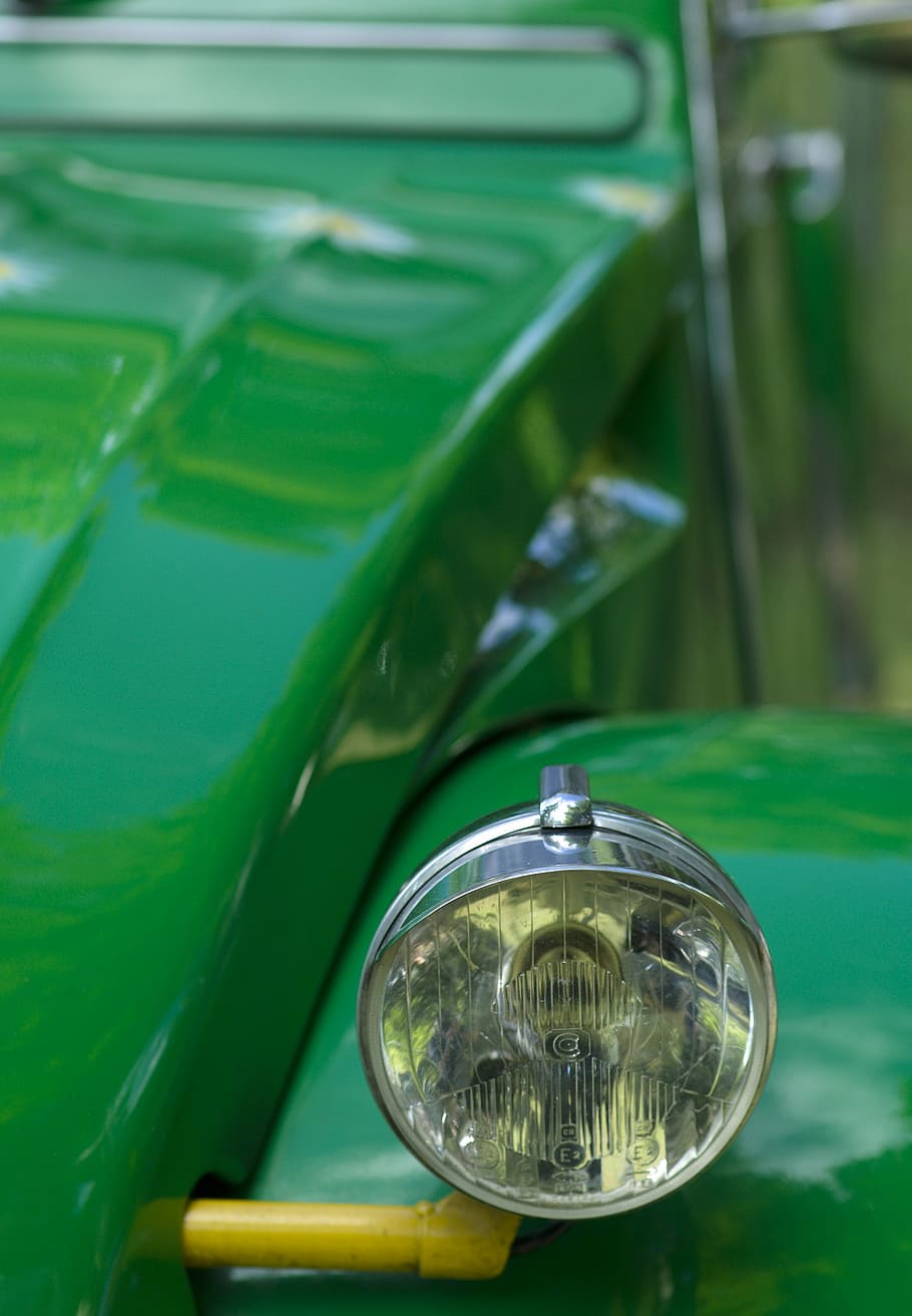 auto, legend, veteran, citroën 2cv, green color, close-up