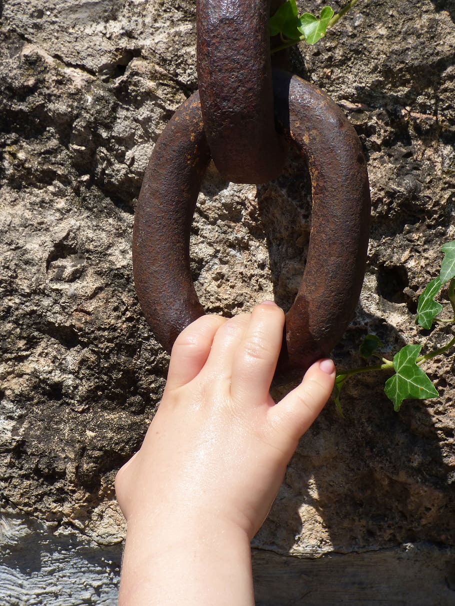 ring, iron, pull, child hand, hold, human Hand, outdoors, human body part HD wallpaper