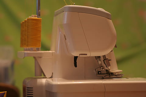 selective focus photo of white electric sewing machine, Thread HD wallpaper