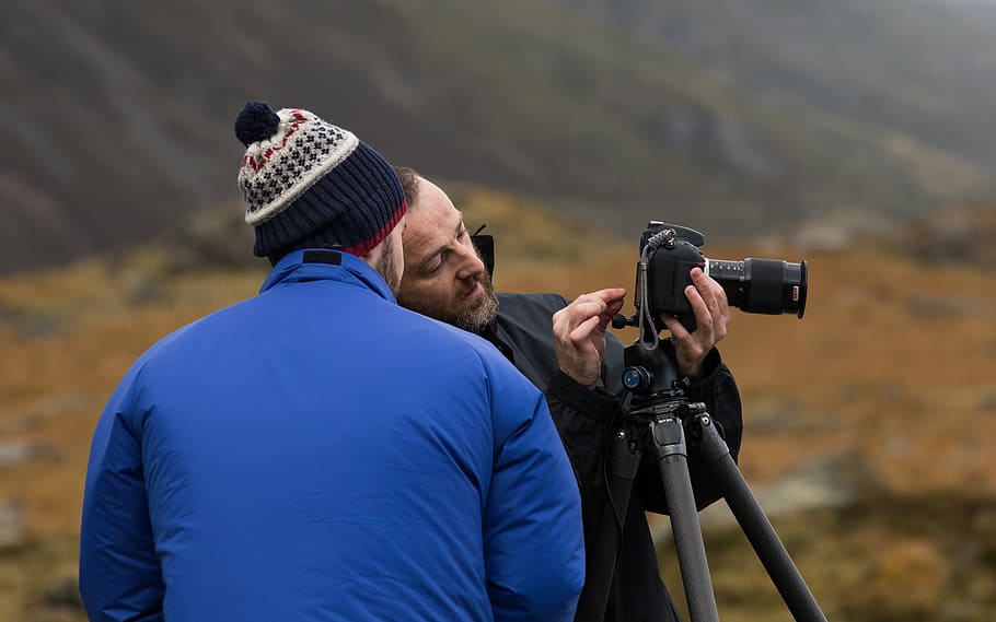 The Show, two men operating camera, visual, demo, demonstration HD wallpaper