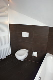 White toilet, tiles hi-res stock photography and images - Page 6