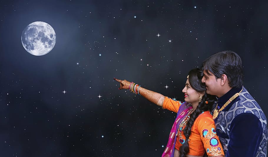 women's pink elbow-sleeved top, couple, moon, night, sky, love HD wallpaper