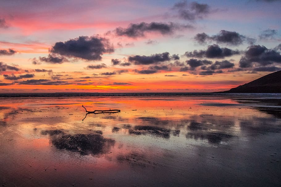 landscape of body of water, sunset, ocean, low tide, clouds HD wallpaper