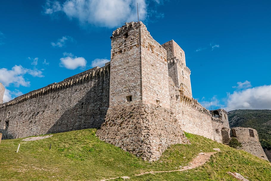Castle, Assis, Fort, Clouds, Tower, sky, ruin, wall, valley HD wallpaper