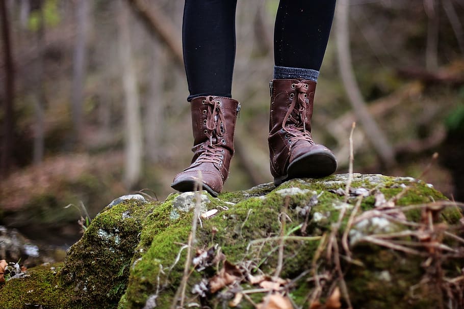 person wearing brown leather hiking boots stepping on the stone, HD wallpaper