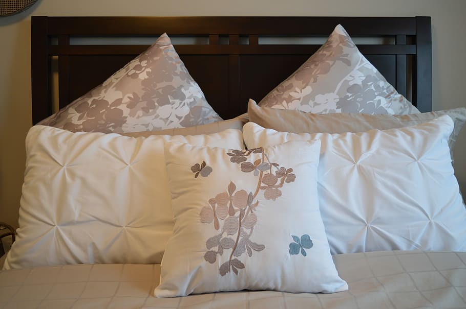brown and white double bed, pillows, bedding, bedroom, comfortable HD wallpaper