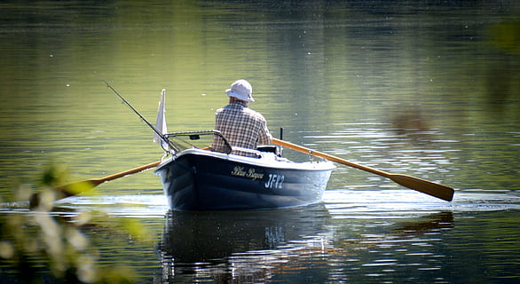 man riding black boat using oar, rower, angler, rowing boat HD wallpaper