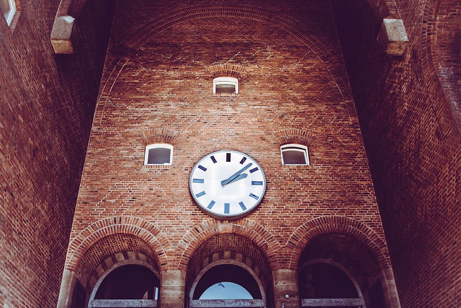 establishment with round wall clock reading at 2:07, wall clock at 2:08 HD wallpaper