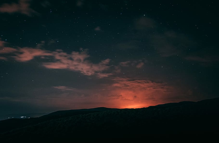silhouette of mountain with c,ouds, silhouette photography of mountain HD wallpaper