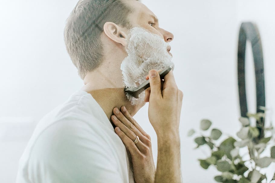 man shaving his beard, man shaving beard, male, shave, caucasian