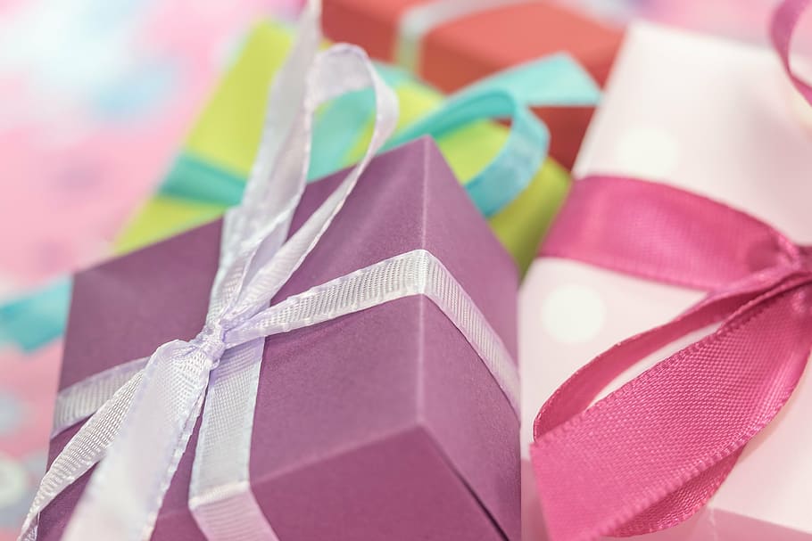 purple and pink gift boxes, made, package, loop, packet loop