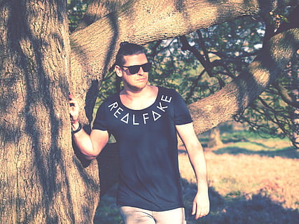 wood, nature, fashion, man, adult, alone, bracelet, casual, distant HD wallpaper