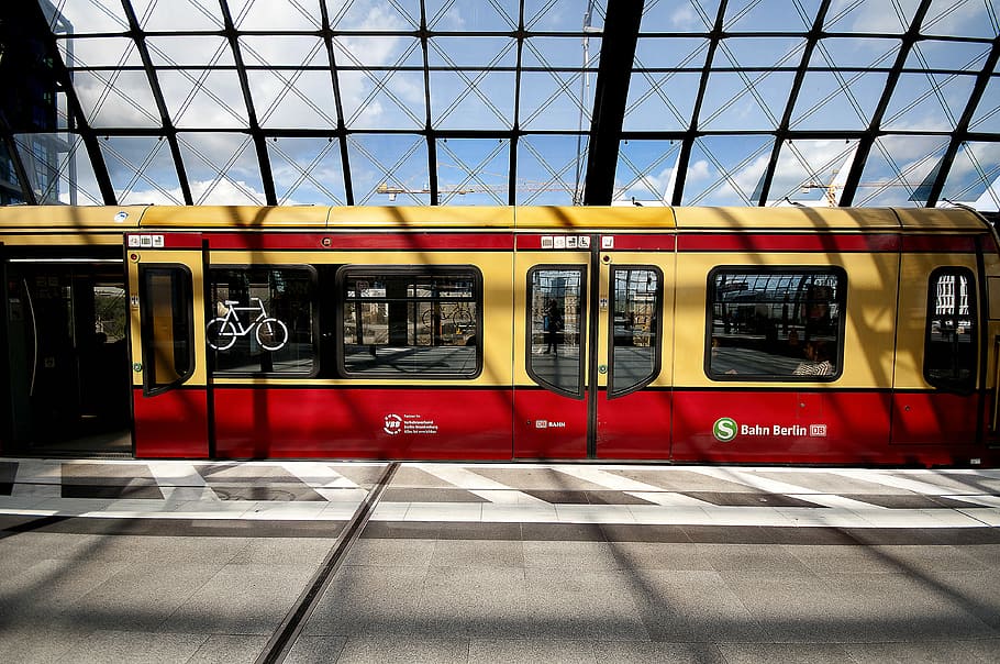 yellow and red train, train station, platform, glass, steel HD wallpaper