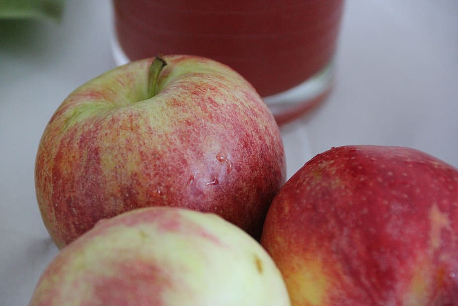 apple, fresh, fruit, food, organic, healthy, red, natural, sweet HD wallpaper