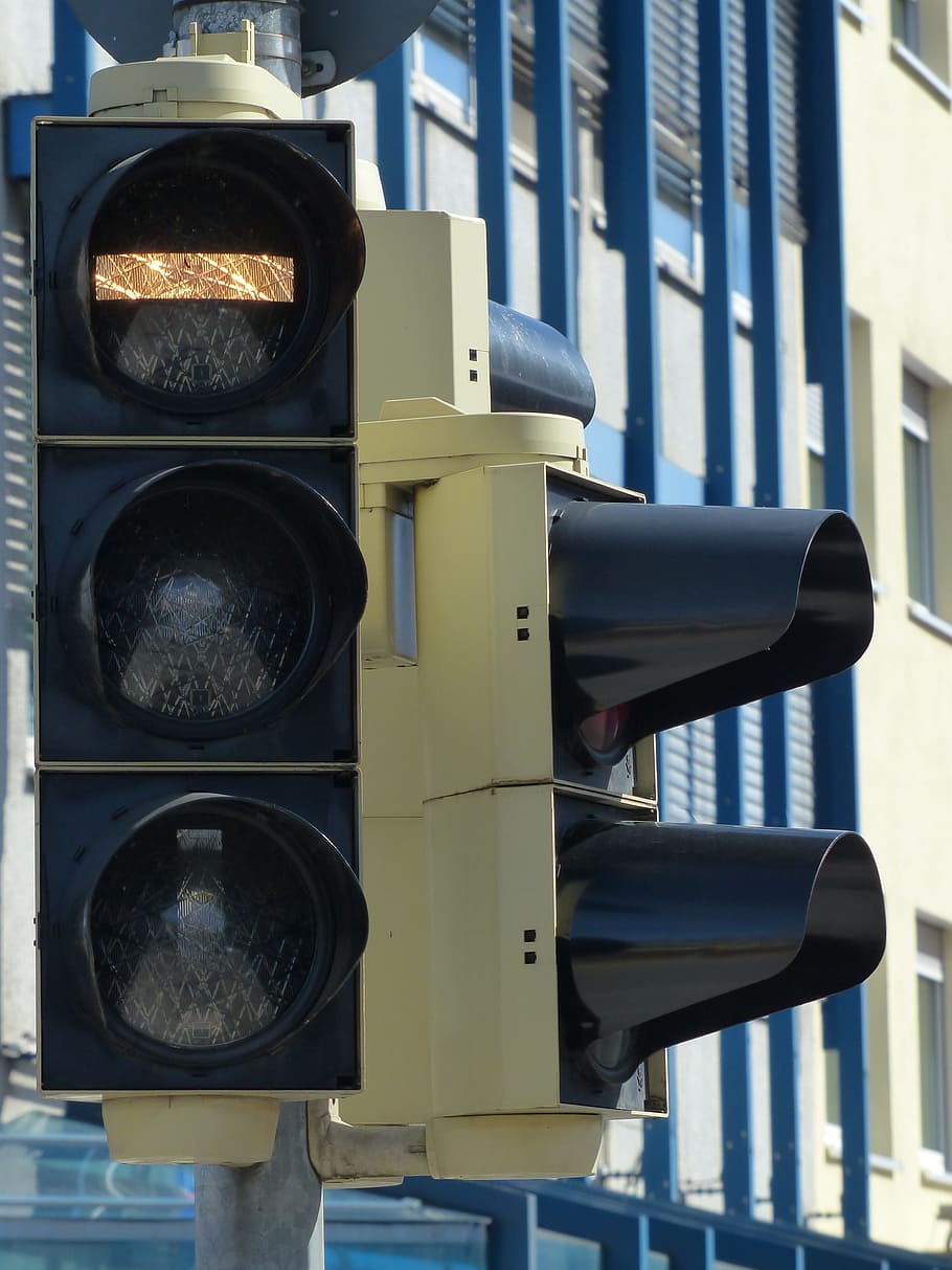 Traffic Lights, Bus, Buses, Pave, Train, tram, preference, preferred HD wallpaper