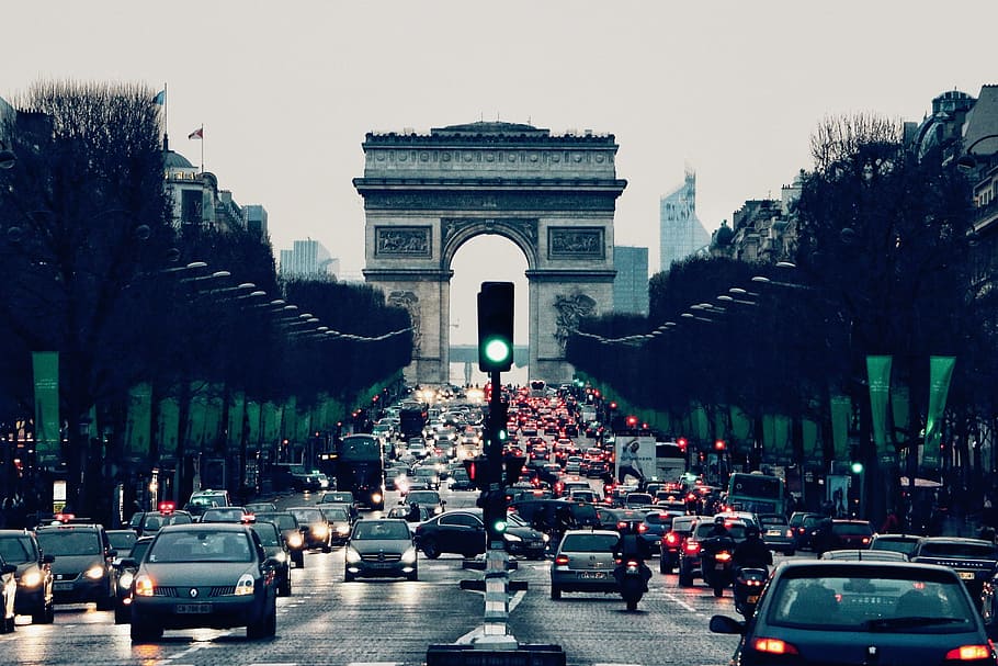 vehicles on road at daytime, places, landmark, architecture HD wallpaper