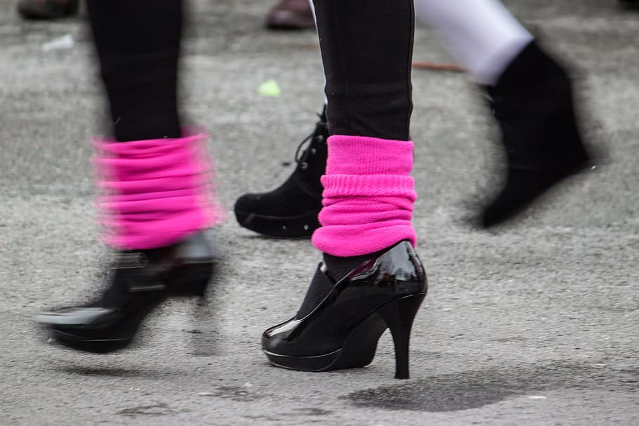 carnival, pumps, leg warmers, pink, low section, human leg