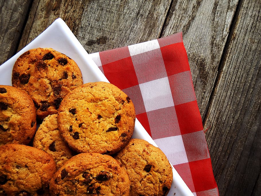 cookies, chips, chocolate, food and drink, ready-to-eat, sweet food HD wallpaper