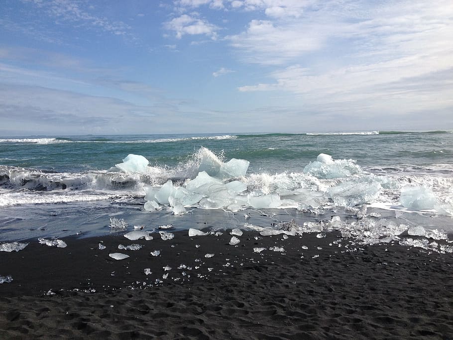 iceland, place, iceberg, sea, water, motion, wave, beach, horizon over water HD wallpaper