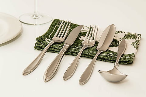 selective focus photography of culteries, place setting, dinner HD wallpaper