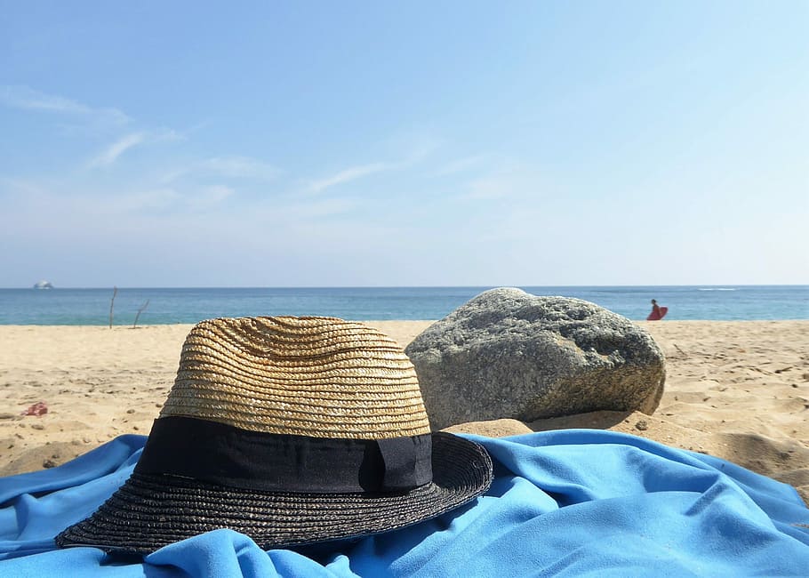 beach, sea, ease, coast, waters, sand, sun hat, summer, travel HD wallpaper