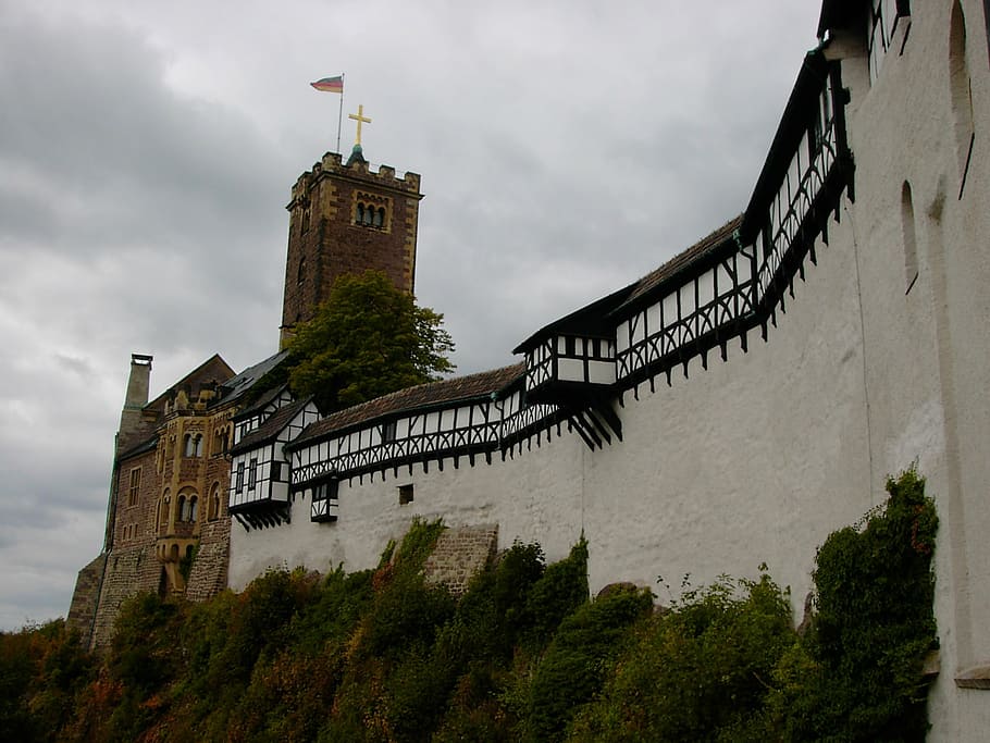 wartburg castle, eisenach, thuringia germany, architecture