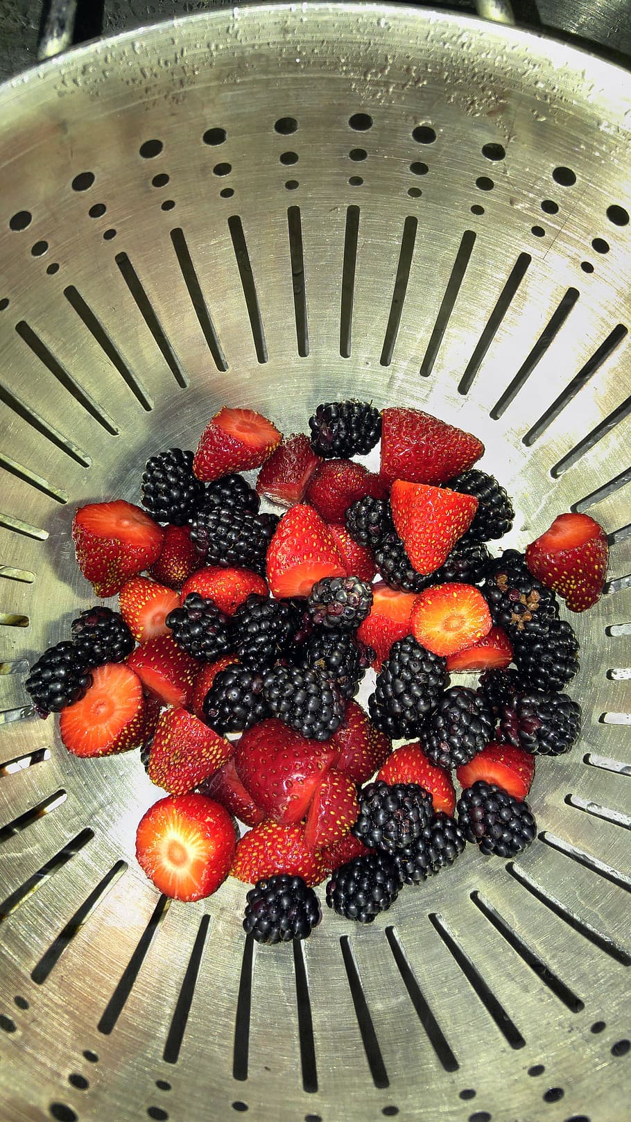 berries, fruit, harvest, food, freshness, strawberry, red, berry Fruit HD wallpaper