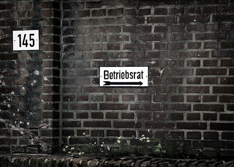 concrete wall with Betriebsrat signage, works council, right, HD wallpaper