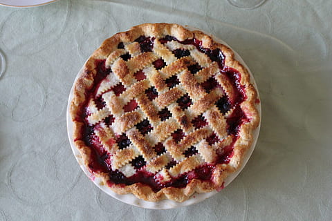 apple pie, cherry pie, fresh, baked, fruit, homemade, crust HD wallpaper