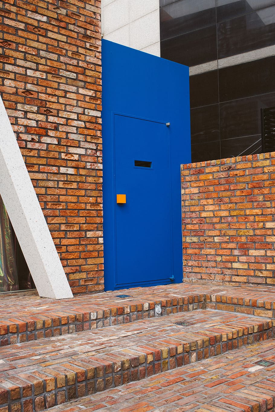 blue metal door closed during daytime, closed door, wall, brick HD wallpaper