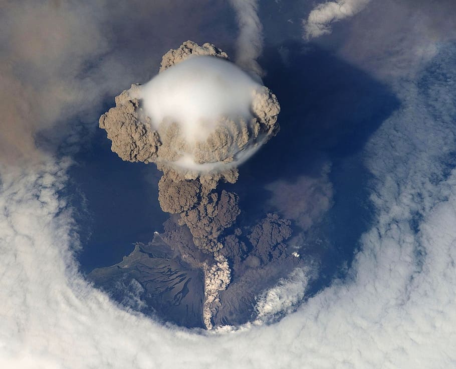 Top View of Volcano Erupting during Daytime, ash, ash cloud, bird's eye view, HD wallpaper
