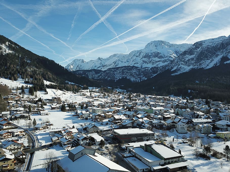 bird's eye photography of houses, bird's-eye view photography of town beside mountain foot HD wallpaper