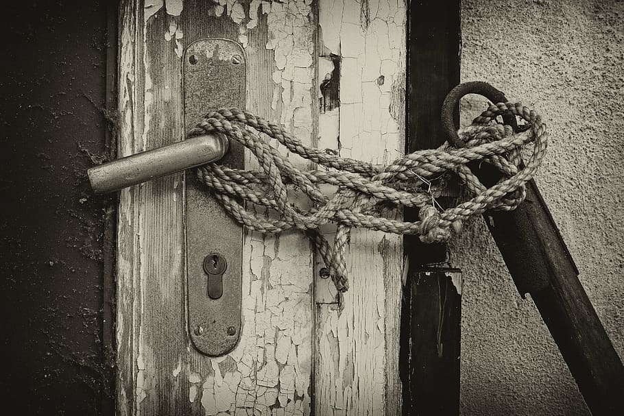 rope on door lever greyscale photography, closed, completed HD wallpaper
