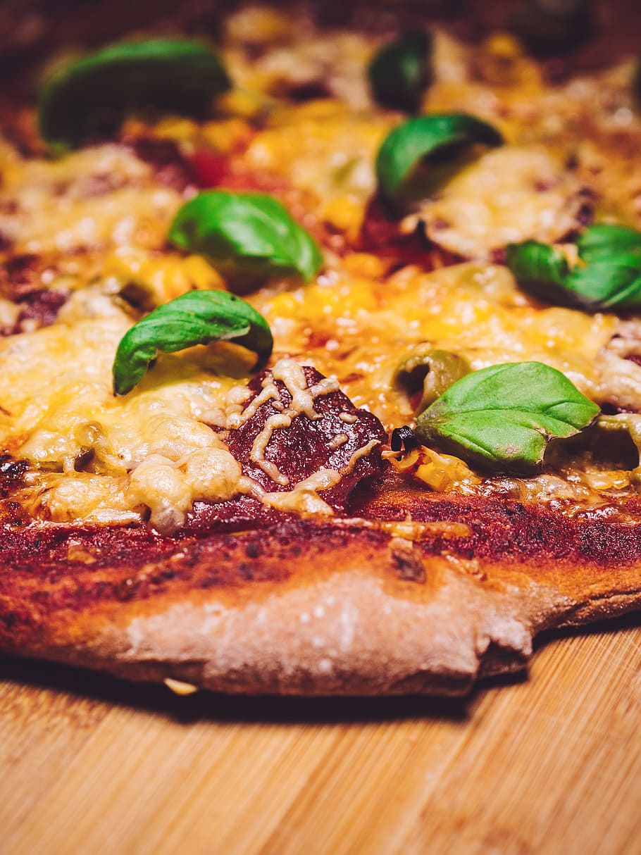 pizza with green leaf vegetable, italy, basil, meat, food, tomato HD wallpaper