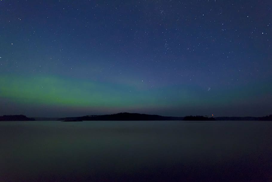 landscape photography of Aurora Borealis over mountains, nature HD wallpaper