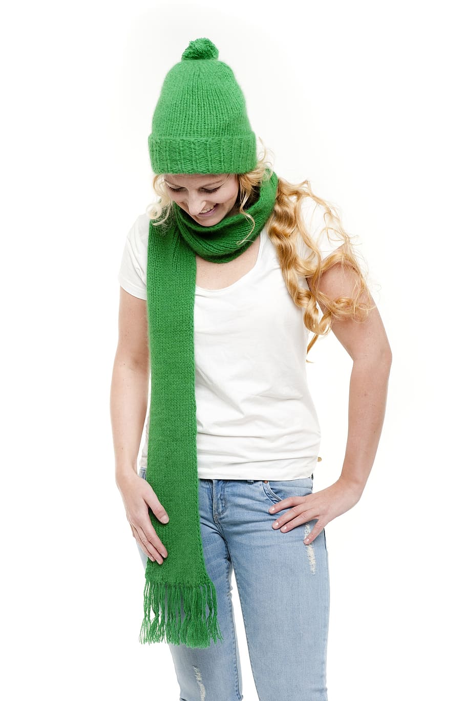 green, winter, scarf, cap, knit beanie cap, winter scarf, christmas HD wallpaper