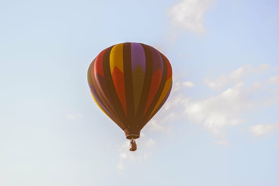 multicolored hot air balloon floating on air, daytime, still HD wallpaper