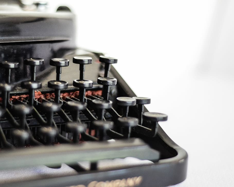 selective focus photography of typewriter keys, closeup photography of typewriter HD wallpaper