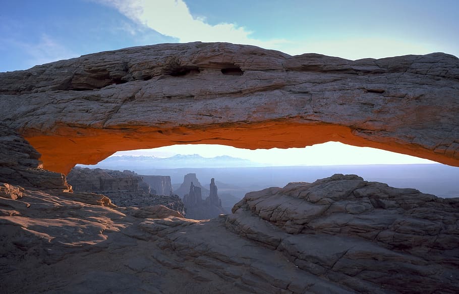 landscape of mountain, mesa arch, stone, sunset, scenic, rock, HD wallpaper