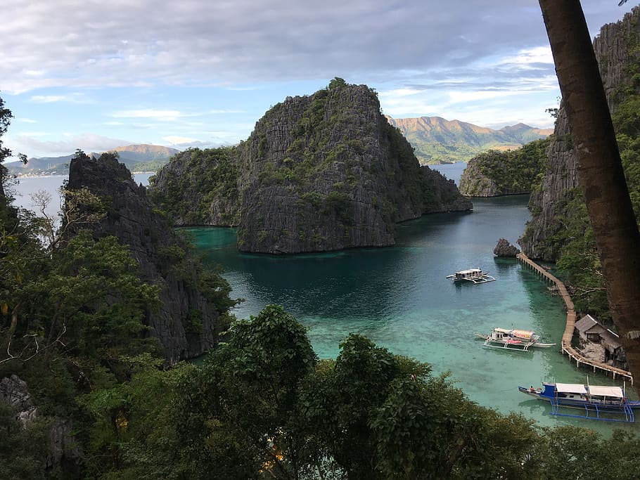 island surrounded by body of water, Philippines, Palawan, Lagoon