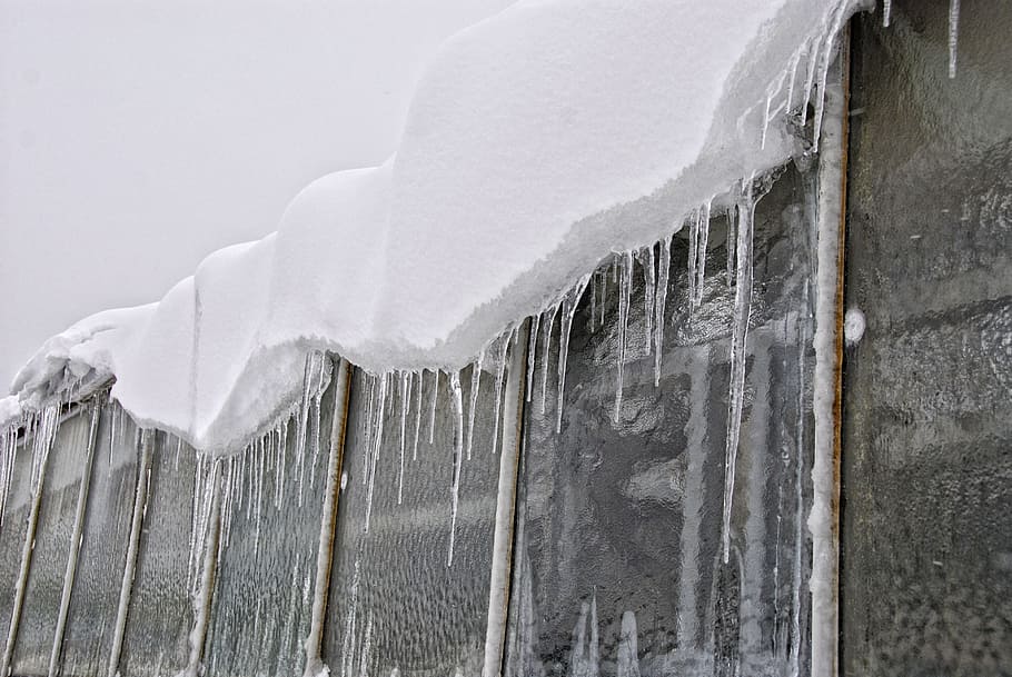 window, winter, ice, snow, wintry, winter mood, icicle, old window HD wallpaper