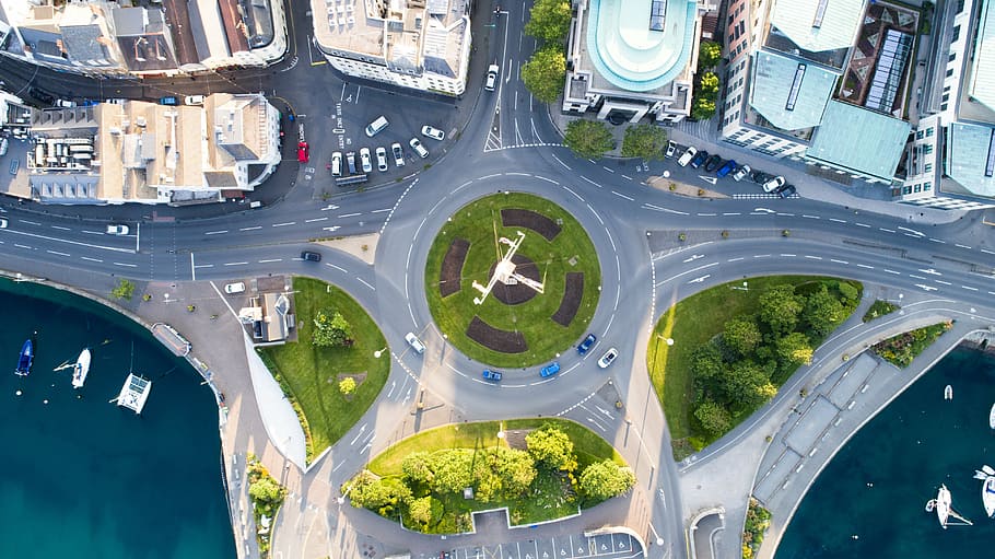 aerial photography of city and body of water, view, green, trees HD wallpaper