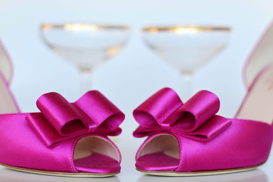 pair of pink pumps, pink shoes, wedding shoes, bride, fashion, HD wallpaper