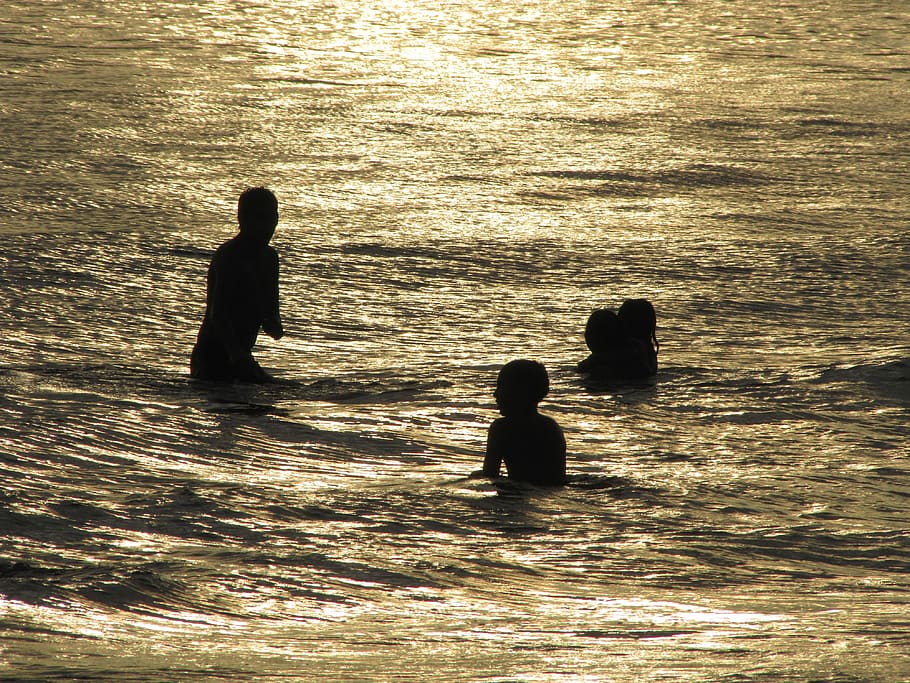 Sunset, Sea, Contrast, silhouette, water, two people, child HD wallpaper