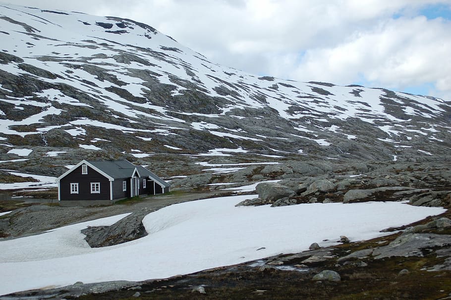 olden, small hut, lodge, snow, mountain, nature, winter, cold temperature HD wallpaper