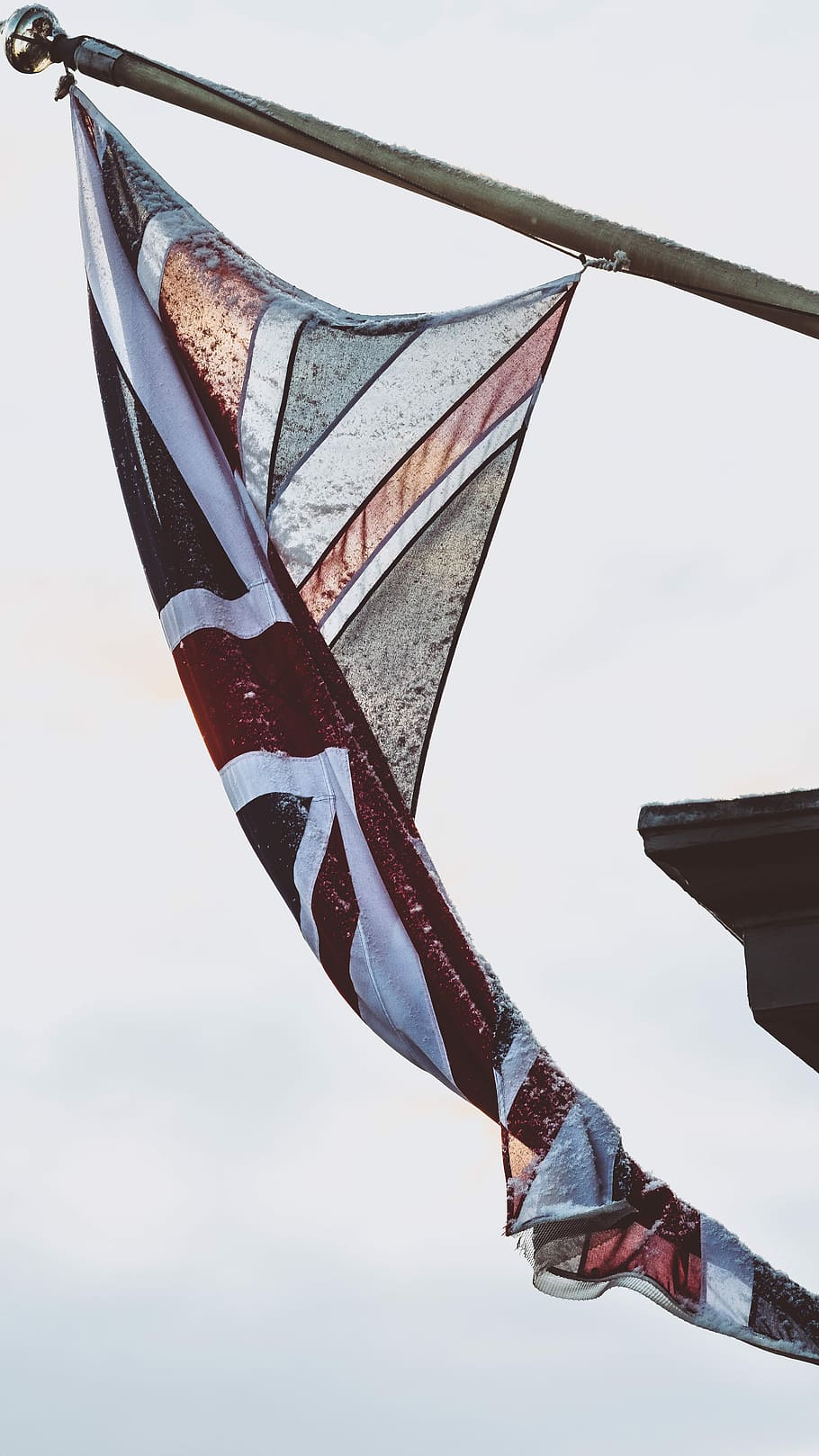 white and maroon flag on pole, Australia flag hanging, flag pole HD wallpaper