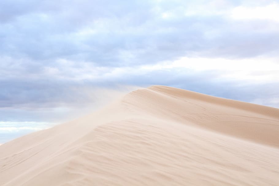 landscape photography of desert, brown desert mountain view under the clear sky landscape photography HD wallpaper