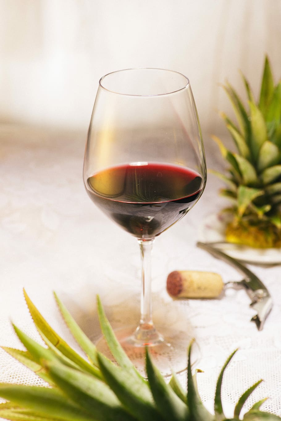 wine, red, sharing, glass, drink, alcohol, food and drink, refreshment HD wallpaper
